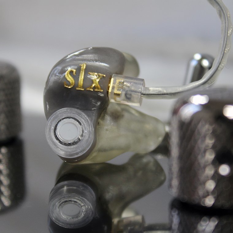 soluxon slx saturax ear monitor partenaires endossement