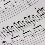 Apprendre le solfège à la guitare, utile ou futile?