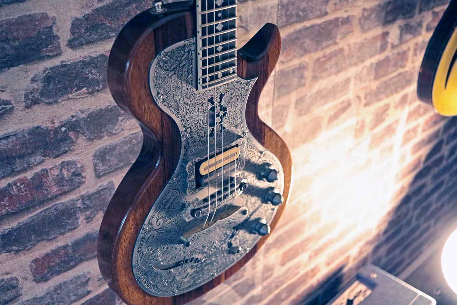 boutique guitar showcase teye guitars